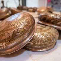 vintage-dishes-hamam-museum-istanbul-turkey_1268-22498
